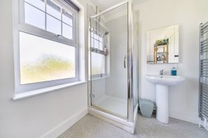 Bath/shower room- click for photo gallery
